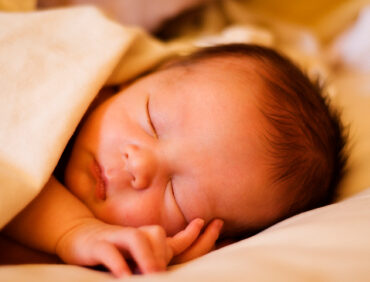 Bebeğin Uyku Düzeni Nasıl Olmalı